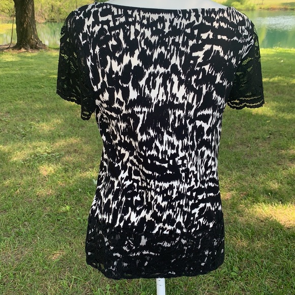 🔥NWOT Ann Taylor Black&White and Lace Blouse SzS - Picture 5 of 8